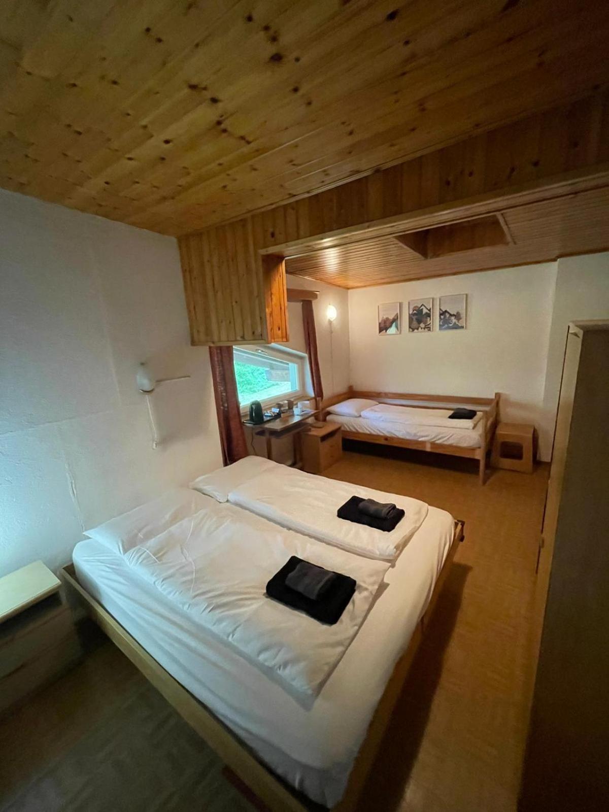 Hotel Picchio Rosso - Stanza Privata Con Bagno In Val Di Fassa Pera Exterior foto